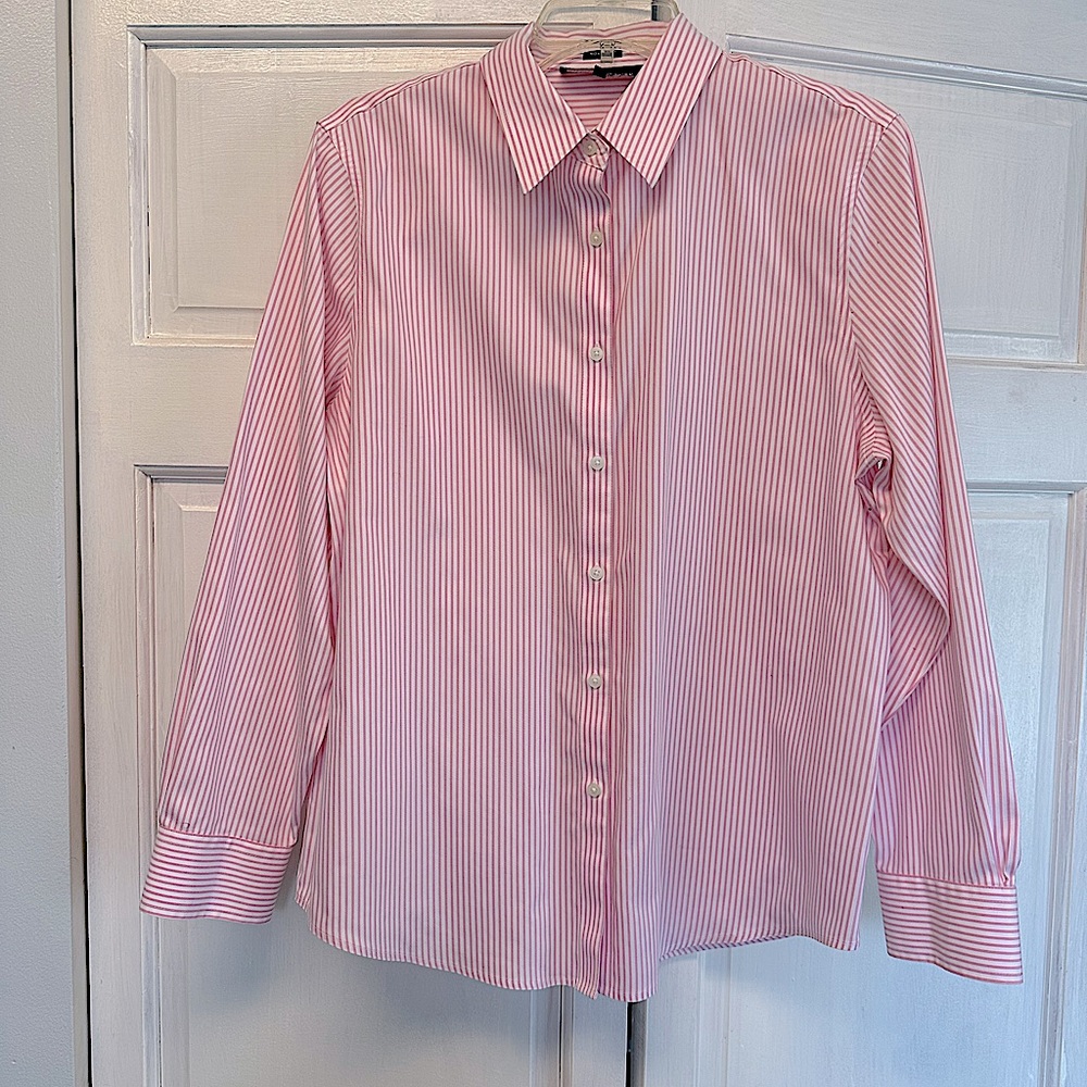 Jones New York Signature no iron blouse - Size L